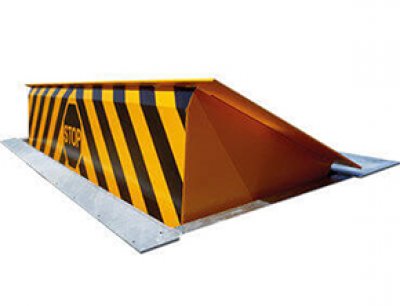 Hydraulic Road Blocker